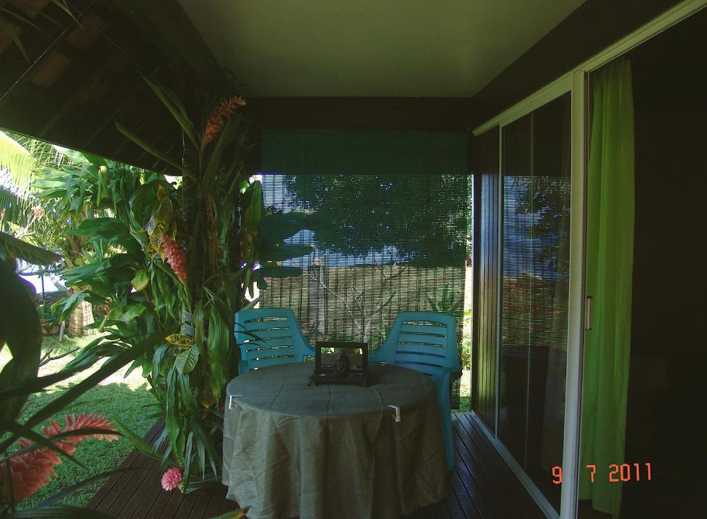 Tauhanihani Village Lodge La Vague Bleue Teahupoo Room photo